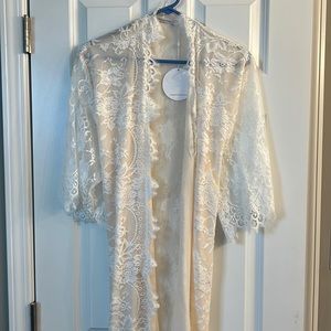 Bridal robe, never been worn, 2X, runs small